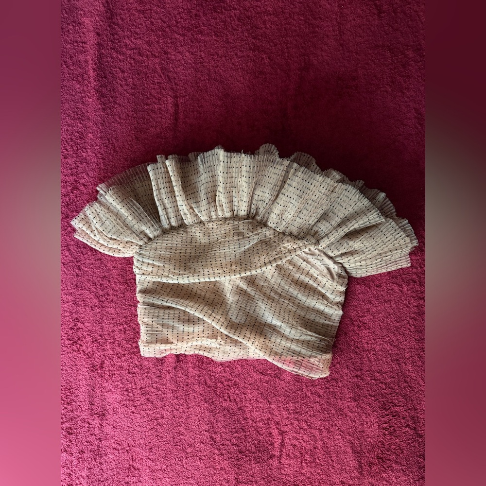 Zara Ruffled Top - Picture 2 of 4
